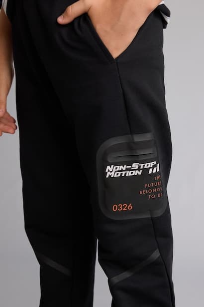 Boy Barrel Fit 100% Cotton Black Printed Sweatpants Trousers (٤)