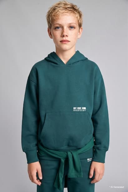 Boy Regular Fit Heavy Fabric Sweatshirt (٣)