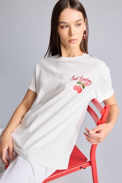Oversize Crew Neck Back Print White T-Shirt (٣)