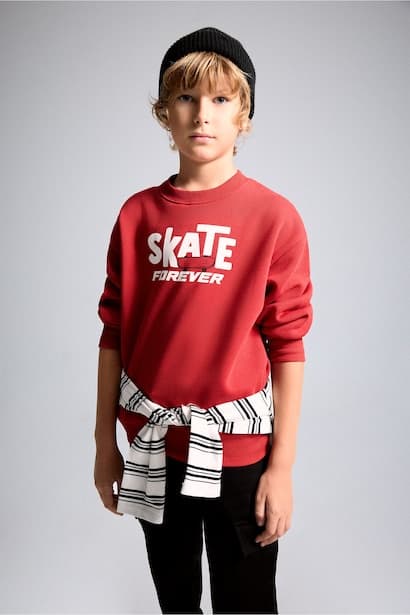 Oversize Fit Soft Hairy Inside Sweatshirt (٣)