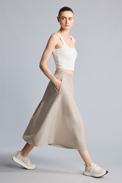 Standard Fit Elastic Waist Midi Skirt