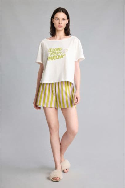 Oversize Fit Short Sleeve Top and Shorts Pyjama Set Homewear Set