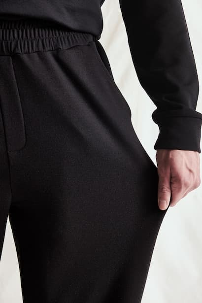 Relaxe Fit Elastic Waist Joggers Trousers (٤)
