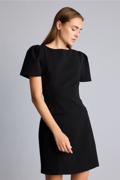 Short Sleeve Crew Neck Mini Dress (٣)