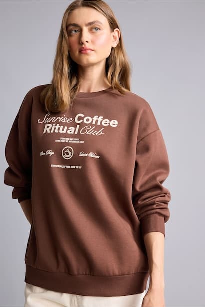Oversize Crew Neck Slogan Print Thick Fabric Sweatshirt (٣)