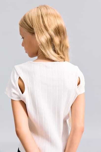 Girl Ecru Crew Neck Short Sleeve T-Shirt (3)
