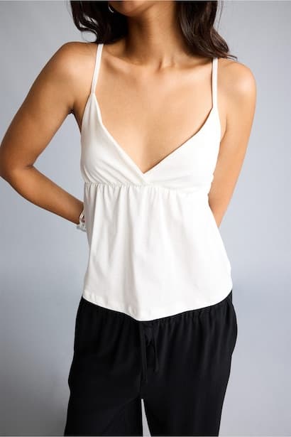 Fitted Fit Spaghetti Strap Blouse (4)