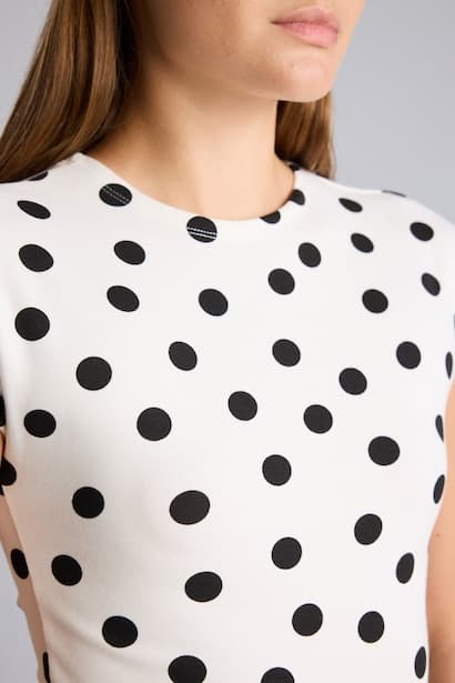 Slim Fit Ribbed Polka Dot Crew Neck Short Sleeve T-Shirt (4)