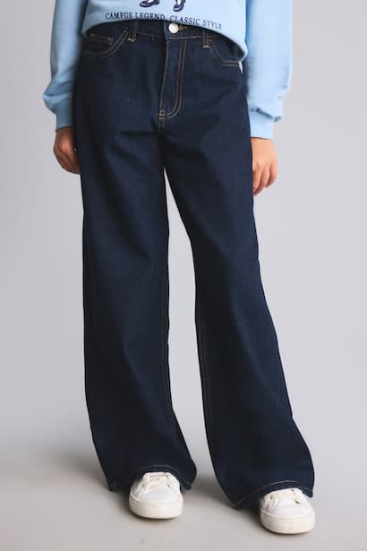 Girl Baggy Fit Extra Comfortable Jeans (٣)
