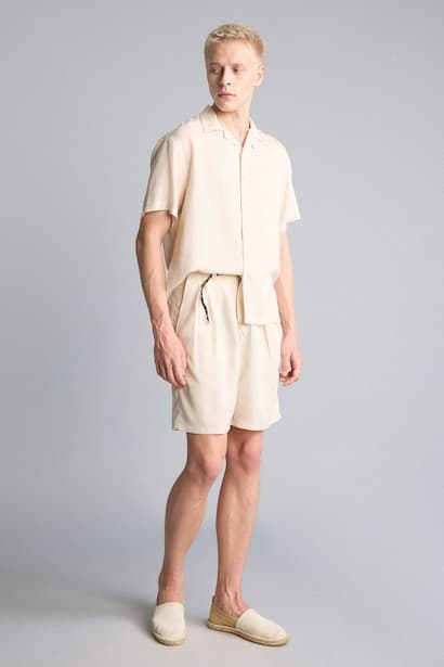 Baggy Fit Pleated Shorts