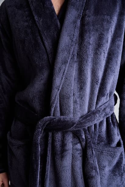 Regular Fit Plush Shawl Collar Belted Bathrobe Homewear (٣)