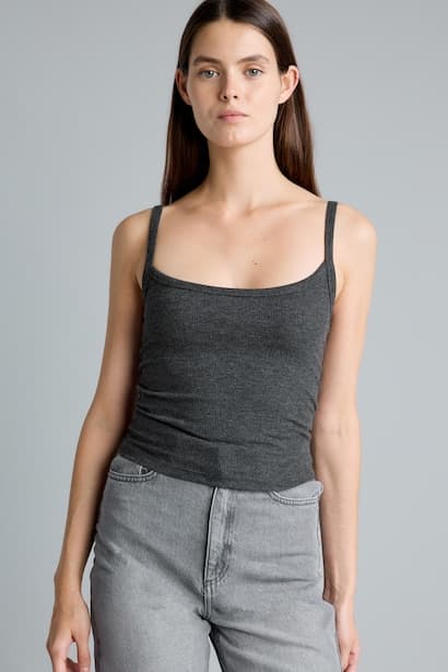Fitted Ribbed U-Neck Tank Top