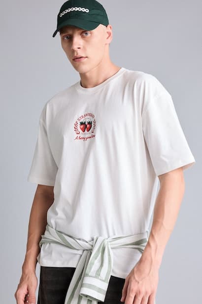 Oversize Crew Neck Back Print T-Shirt (٣)