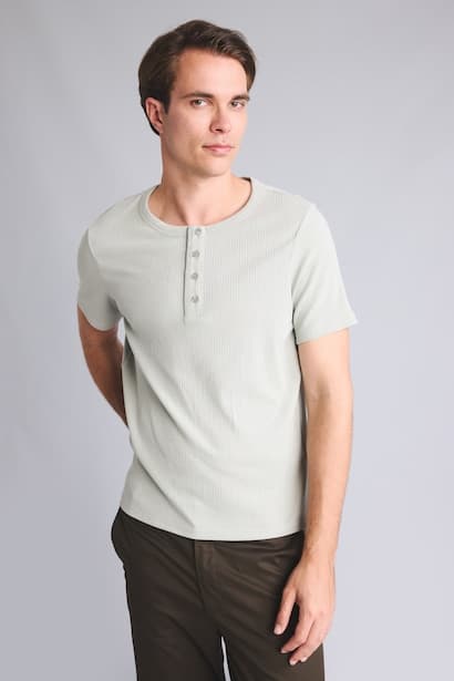 Slim Fit Short Sleeve T-Shirt (3)