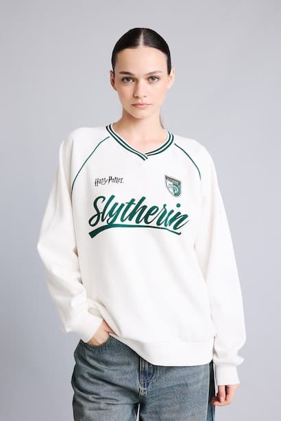 Oversize Fit Thick Fabric Printed Harry Potter V-Neck Raglan Sleeve Sweatshirt Knitwear (٣)