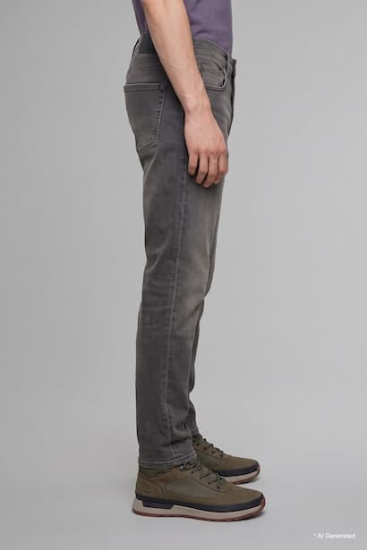 Pedro Slim Fit Regular Waist Jeans (3)