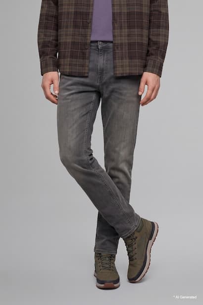 Pedro Slim Fit Regular Waist Jeans (4)