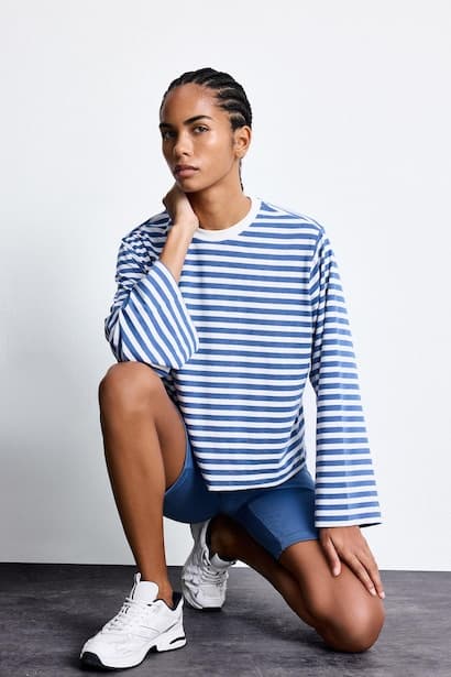 Standard Fit Striped Crew Neck Wide Sleeve T Shirt