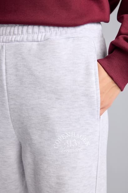Straight Fit Heavy Fabric Elastic Waist Trousers (٤)