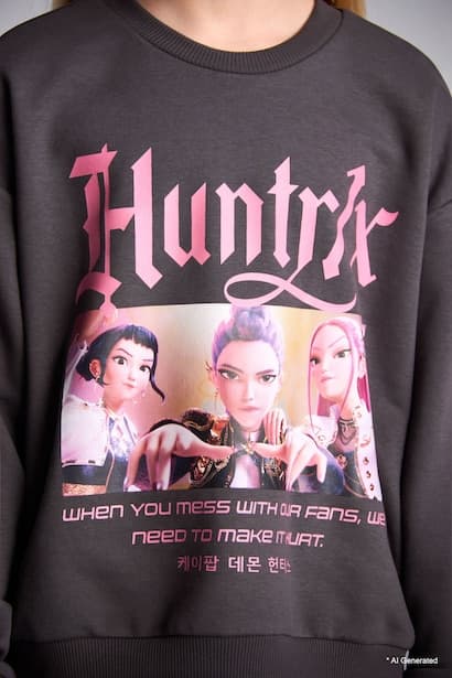 Girl Kpop - Demon Hunters Relax Fit Printed Sweatshirt (٤)