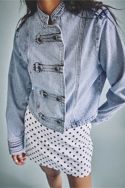 Regular Fit Napoleon Buttons Denim Jacket (3)