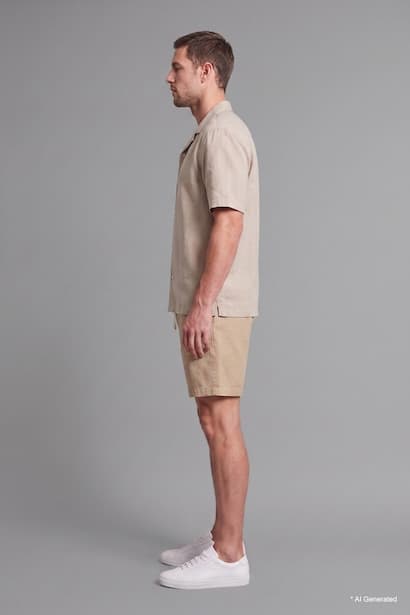 Relax Fit Elastic Waist Shorts (٤)