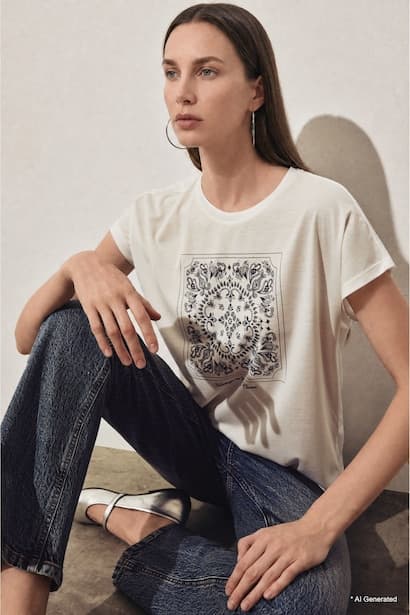 Woman Regular Fit Ecru Printed Crew Neck Short Sleeve T-Shirt (٤)