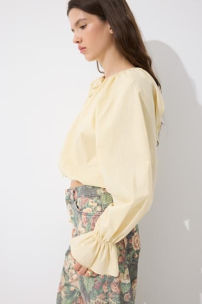 Regular Fit Poplin Basic Crop Blouse (٣)