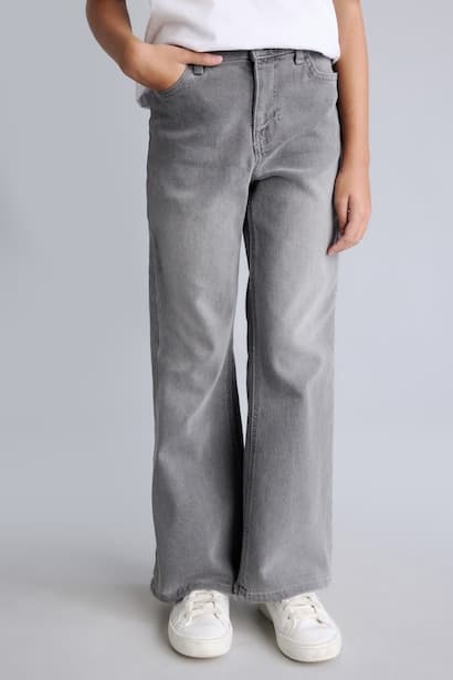Girl Flare Fit Jeans (٣)