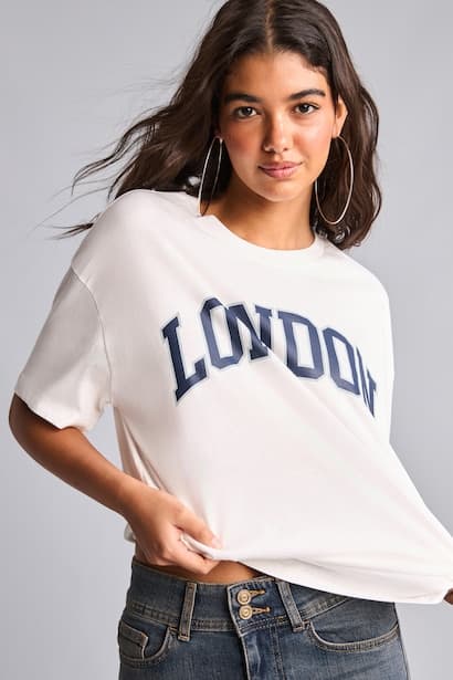 Oversize Fit Printed 100% Cotton Boat Neck Short Sleeve T-Shirt