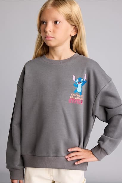 Girl Relaxed Fit Disney Lilo & Stitch Back Printed Crew Neck Sweatshirt (٣)