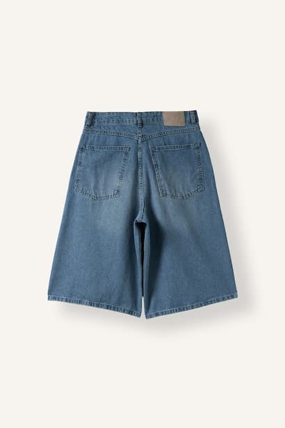 Super Baggy Fit Denim Bermuda Shorts (٣)