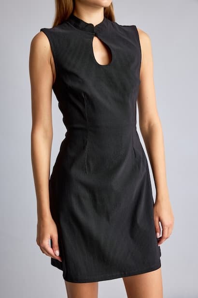 Crew Neck Bengalin Sleeveless Mini Dress (٤)