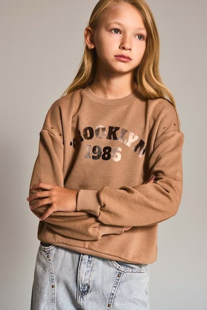 Girl Relax Fit Crew Neck Printed Sweatshirt (٣)