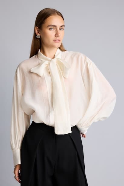 Regular Fit Basic Modal Long Sleeve Blouse (3)