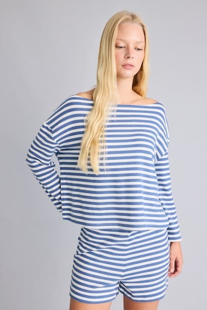 Loose Fit Striped Boat Neck T-Shirt (3)