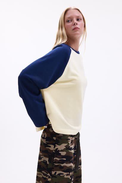 Loose Fit Crew Neck Long Sleeve T-Shirt (3)