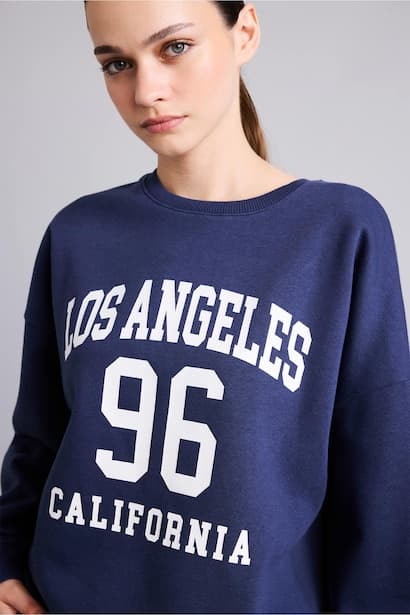 Regular Fit Long Sleeve Sweatshirt Knitwear