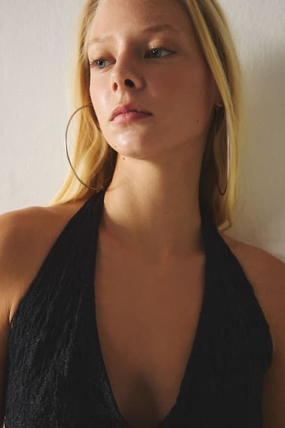 Fitted Halter Neck Lace Corset Top (3)
