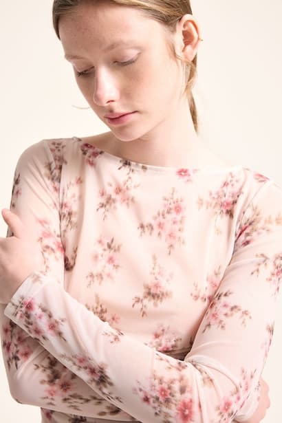 Slim Fit Tulle Long Sleeve T-Shirt (٣)