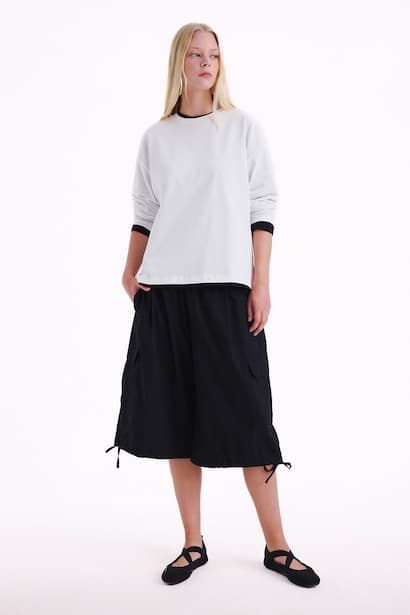 Elastic Waist Cargo Bermuda Shorts