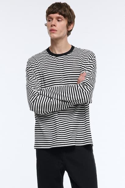 Boxy Fit Long Sleeve T-Shirt (٣)