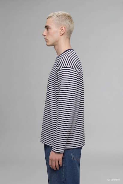 Boxy Fit Long Sleeve T-Shirt (٣)