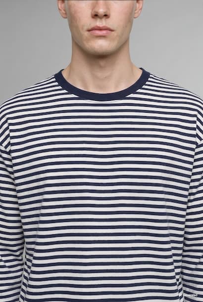 Boxy Fit Long Sleeve T-Shirt (٤)