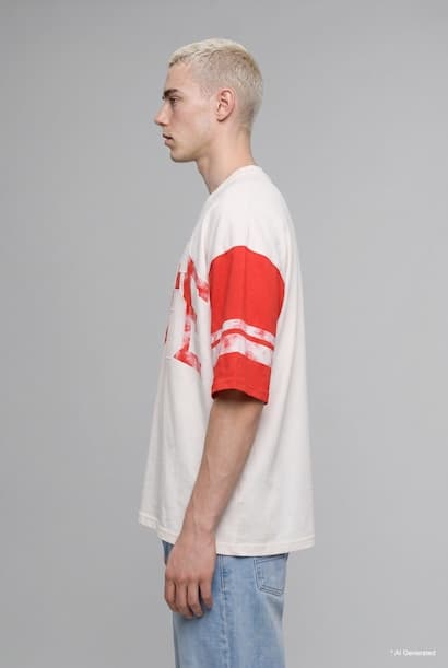 Boxy Fit Short Sleeve T-Shirt (٣)