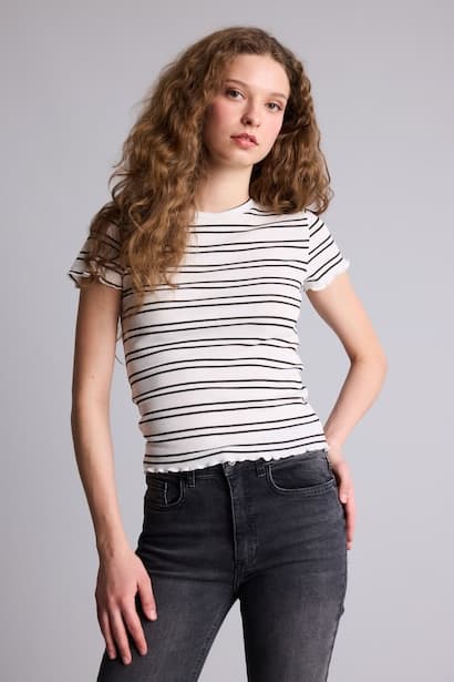 Slim Fit Camisole Short Sleeve T-Shirt (٣)