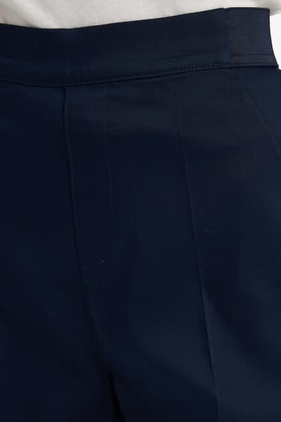 Cigarette Elastic Waist Slim Leg Satin Trousers (٤)