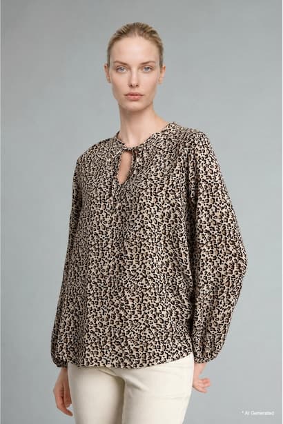 Regular Fit Tie-Up Crew Neck Leopard Print Blouse (٣)