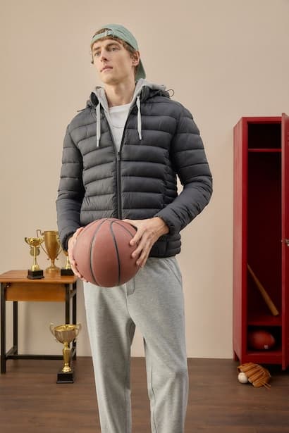 Slim Fit Warm Water-Repellent Puffer Jacket (٣)