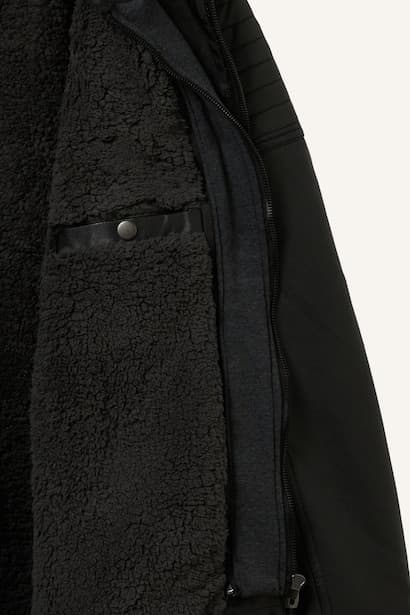 Waterproof Slim Fit Removable Hood Plush Lining Faux Leather Jacket (٣)